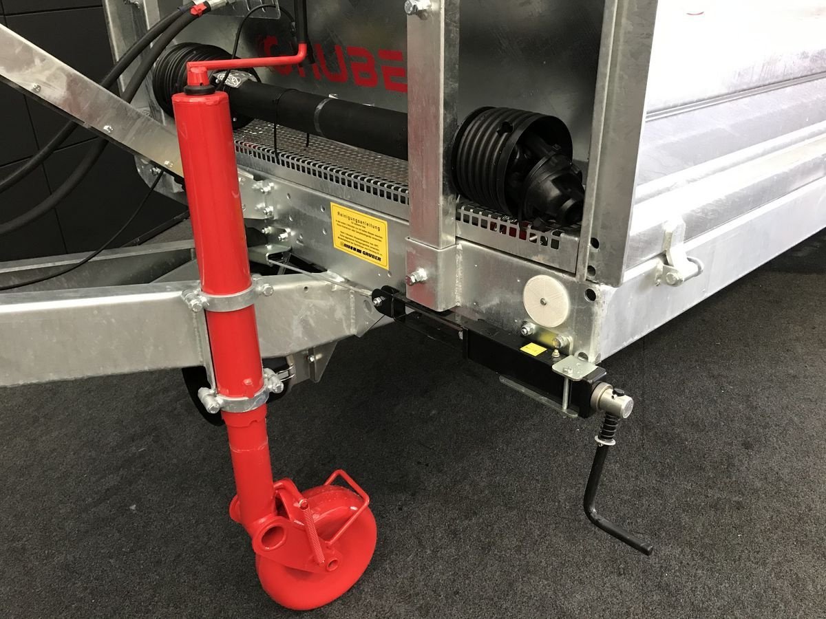 Stalldungstreuer des Typs Gruber Stall-, Bergmiststreuer SM450T Tieflader, Neumaschine in Tamsweg (Bild 5)