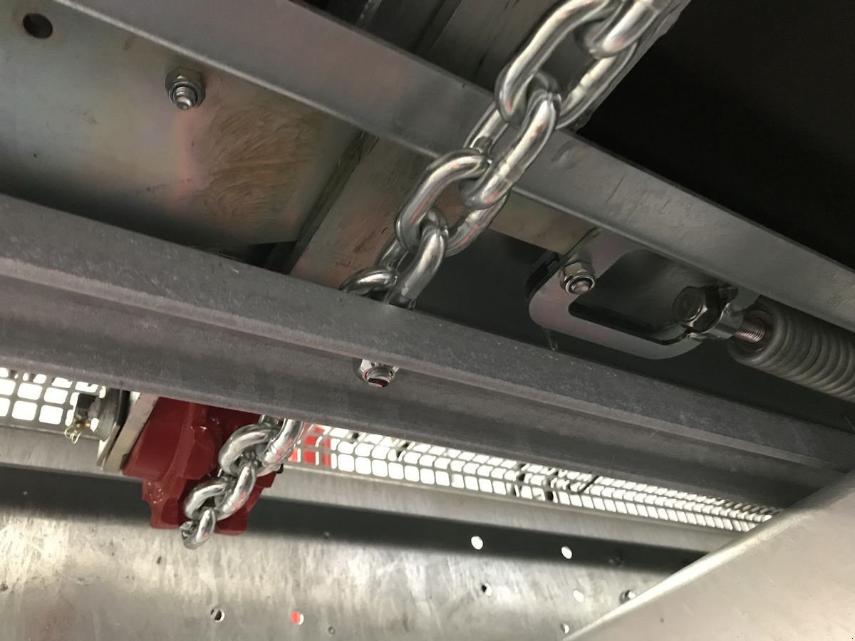 Stalldungstreuer des Typs Gruber Stall-, Bergmiststreuer SM450T Tieflader, Neumaschine in Tamsweg (Bild 16)