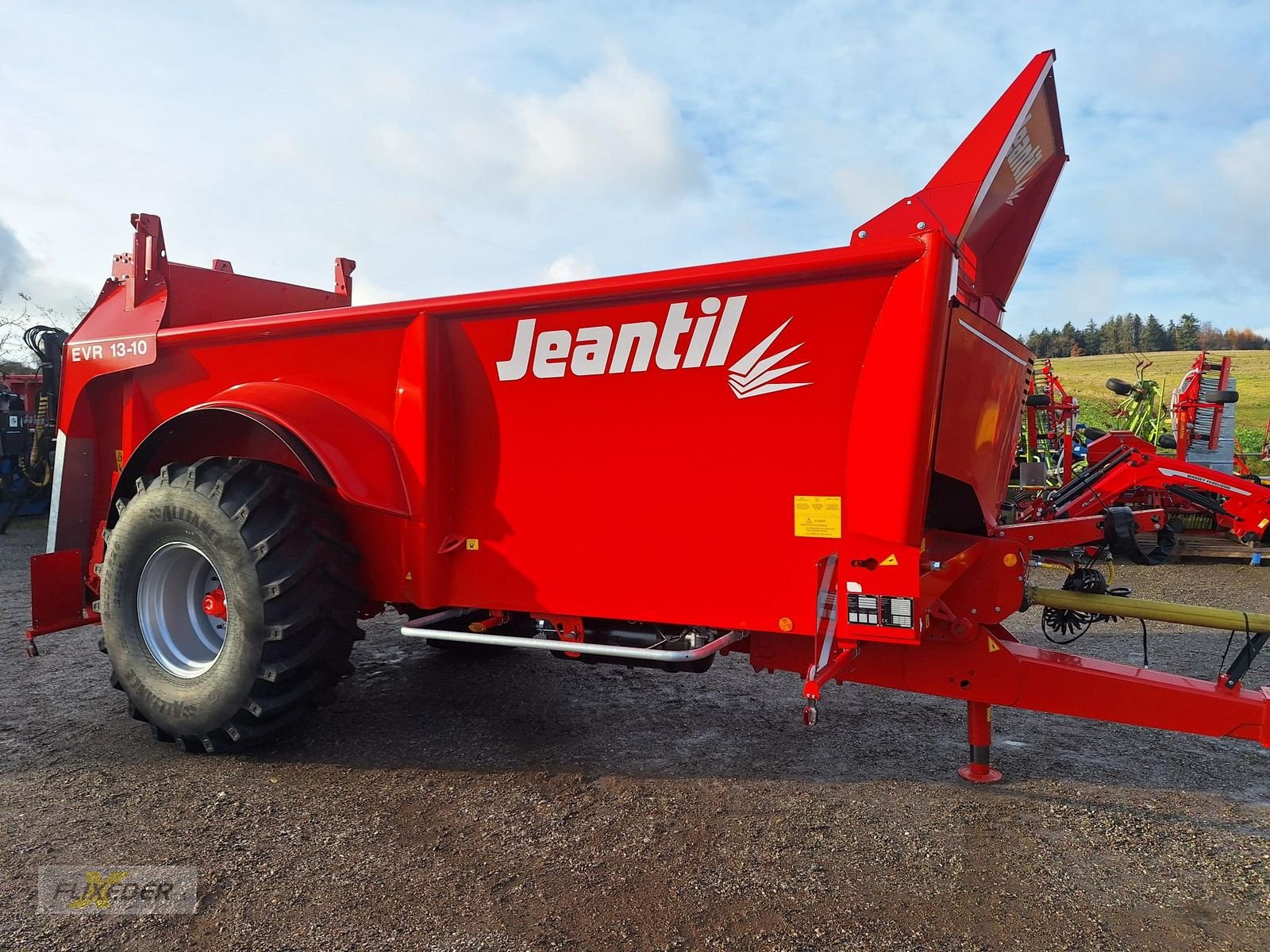 Stalldungstreuer des Typs Jeantil Jeantil EVR EPAN 5 13-10, Neumaschine in Pattigham (Bild 9)