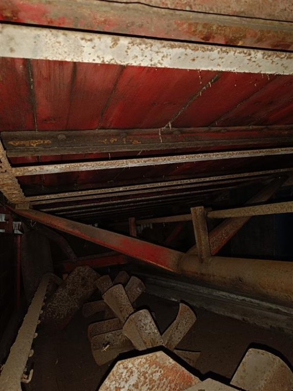 Stalldungstreuer des Typs JF AV3  vogn med møgspreder og bagsmæk, Gebrauchtmaschine in Egtved (Bild 5)