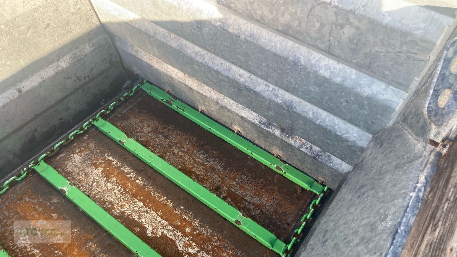 Stalldungstreuer del tipo Joskin S4010/9V, Gebrauchtmaschine In Eggendorf (Immagine 12)