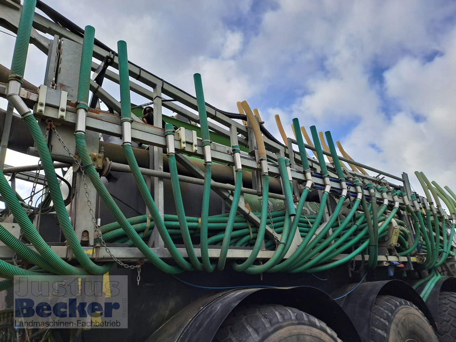 Stalldungstreuer des Typs Kaweco 25.000 L Turbo Fass, Gebrauchtmaschine in Weimar-Niederwalgern (Bild 6)