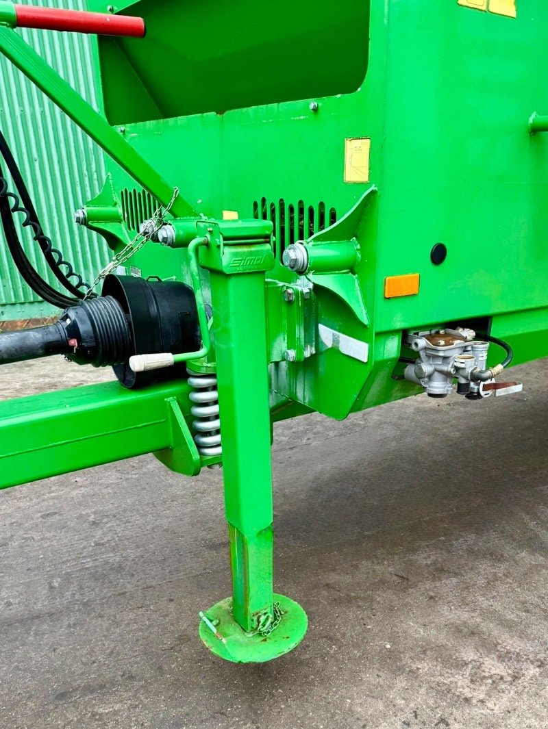 Stalldungstreuer des Typs PRONAR NV161/4, Gebrauchtmaschine in Liebenwalde (Bild 11)