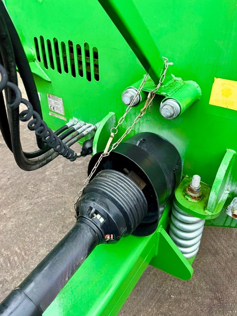 Stalldungstreuer des Typs PRONAR NV161/4, Gebrauchtmaschine in Liebenwalde (Bild 12)