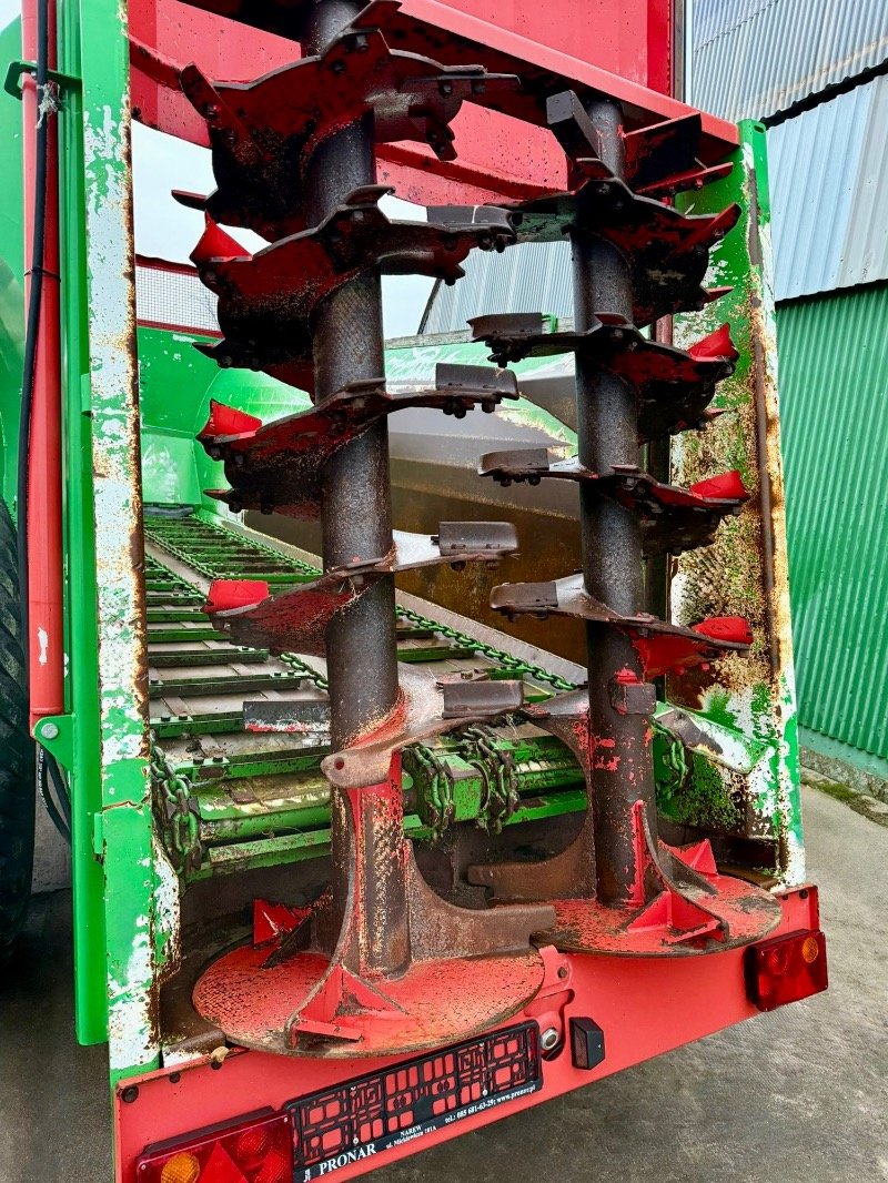 Stalldungstreuer des Typs PRONAR NV161/4, Gebrauchtmaschine in Liebenwalde (Bild 5)