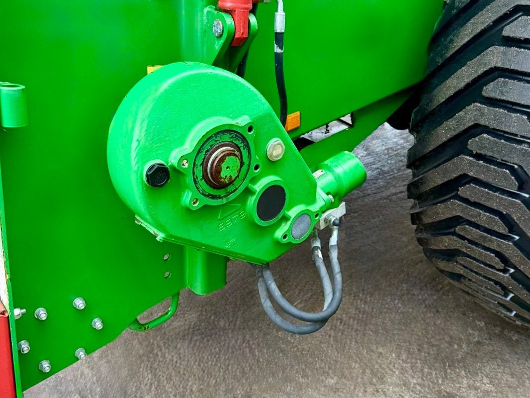 Stalldungstreuer des Typs PRONAR NV161/4, Gebrauchtmaschine in Liebenwalde (Bild 17)