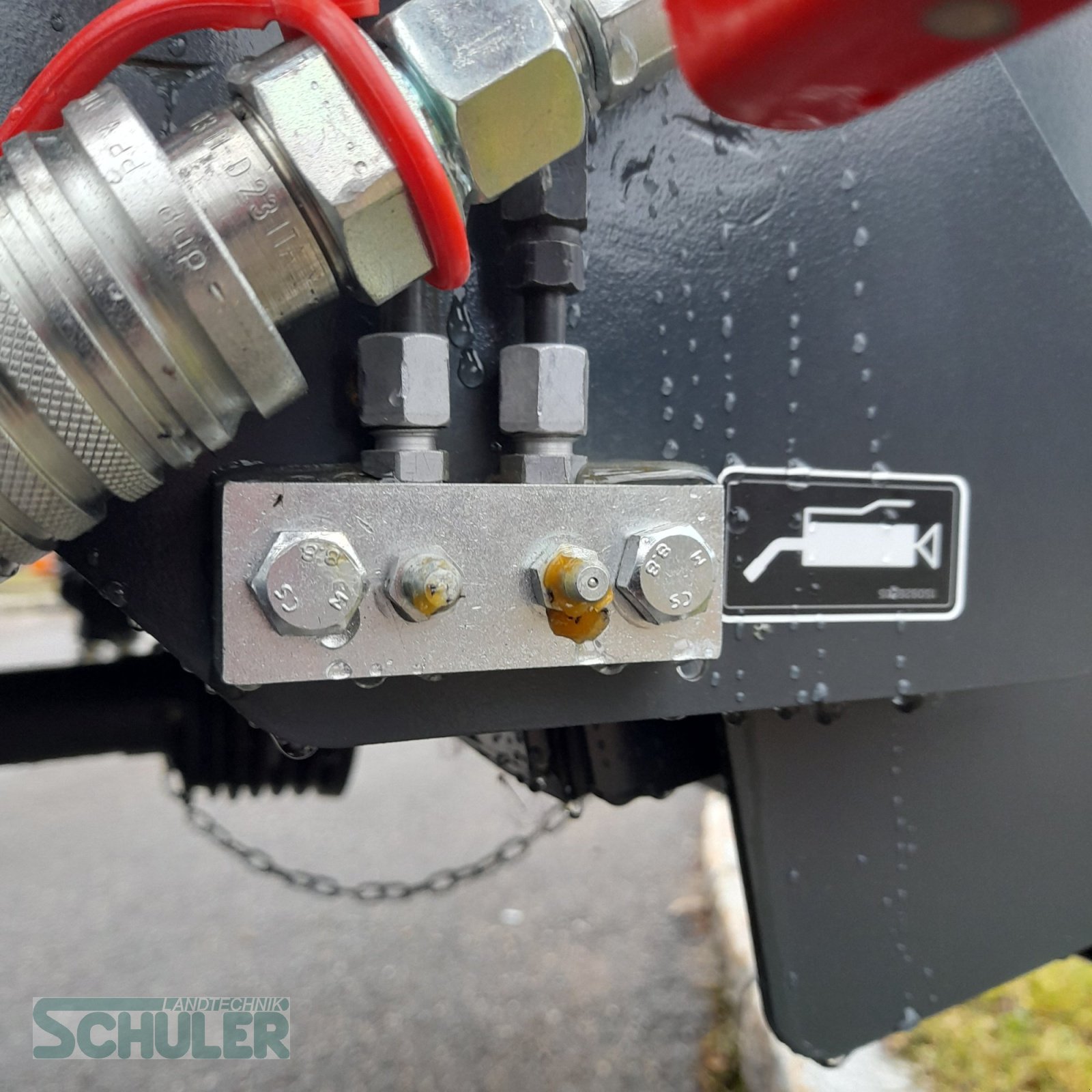 Stalldungstreuer des Typs SIP Orion 40, Neumaschine in St. Märgen (Bild 12)