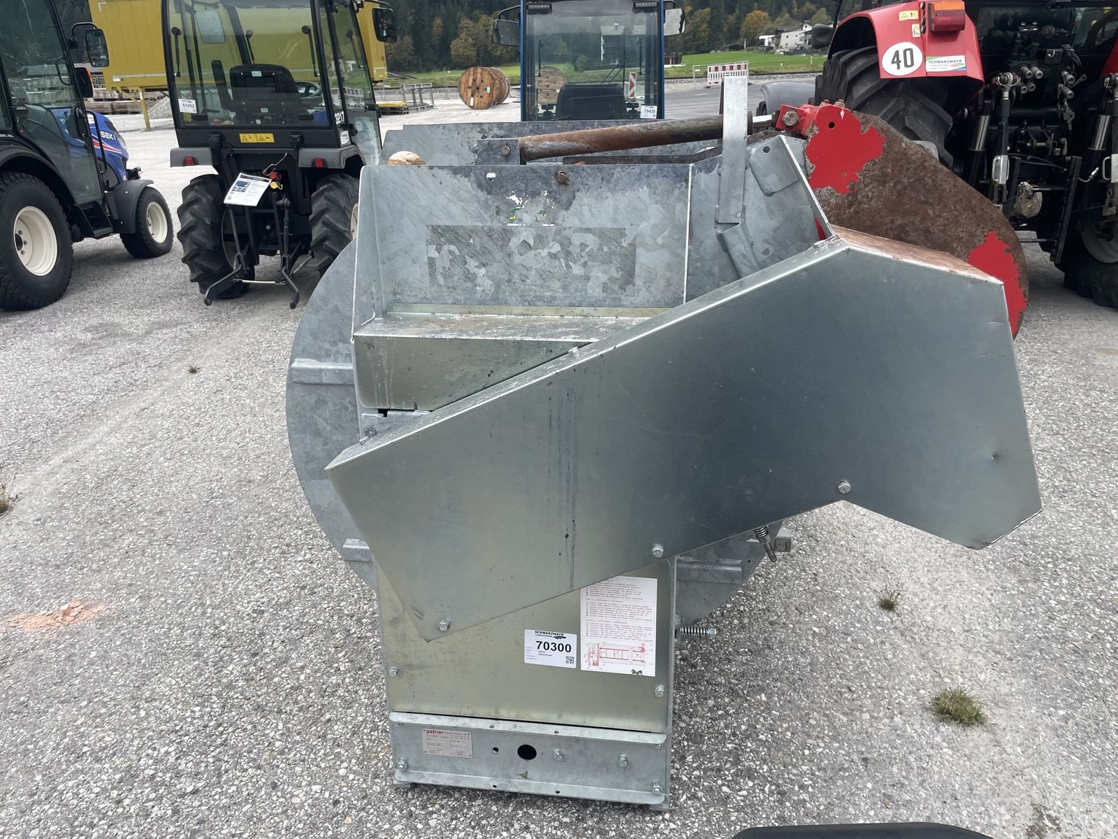 Stalldungstreuer типа Sonstige Aufbauseitenstreuer zu Reform T8 m. langem Radst, Gebrauchtmaschine в Schlitters (Фотография 7)