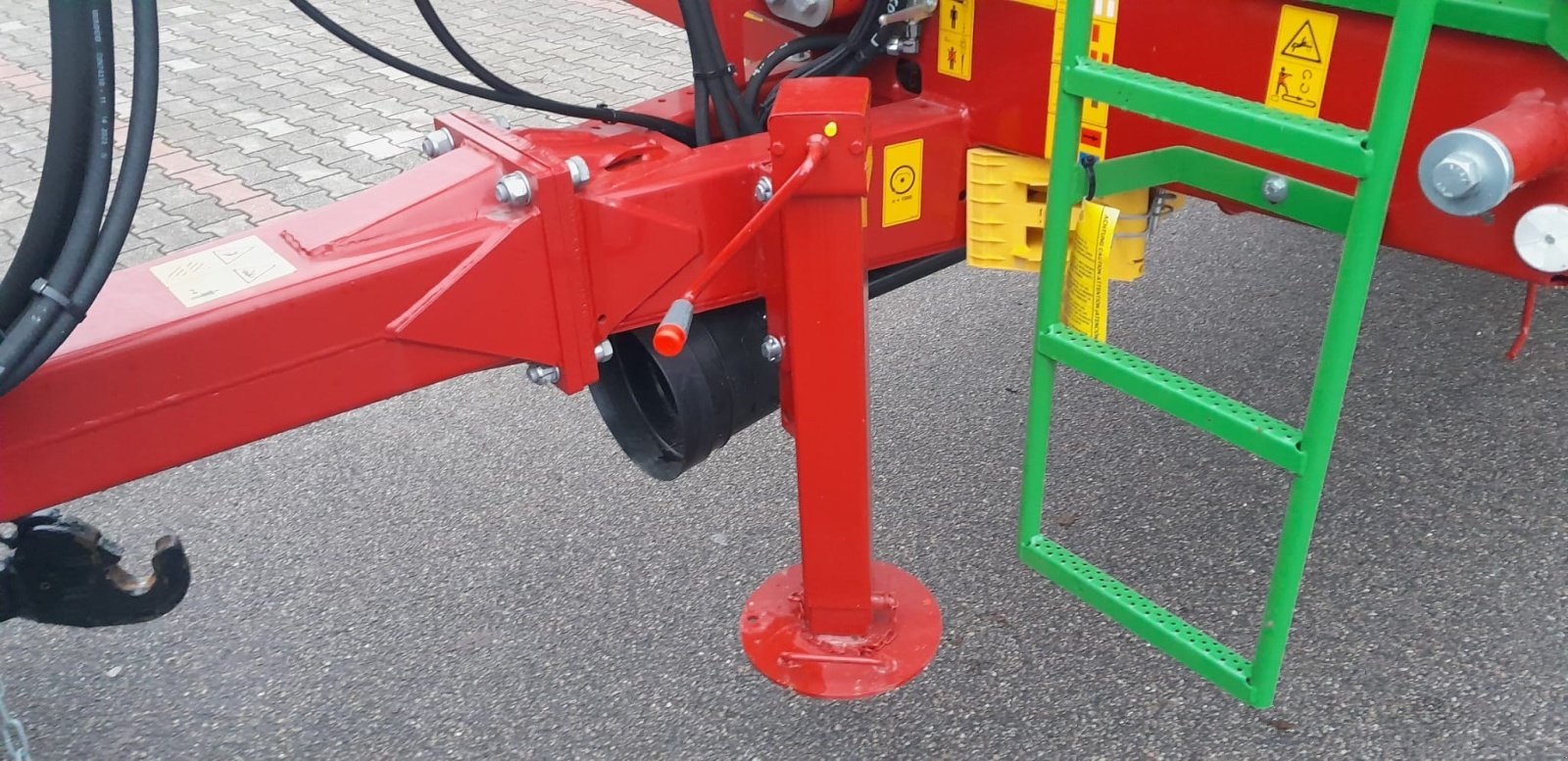 Stalldungstreuer του τύπου Strautmann MS 901, Neumaschine σε Rötz (Φωτογραφία 4)