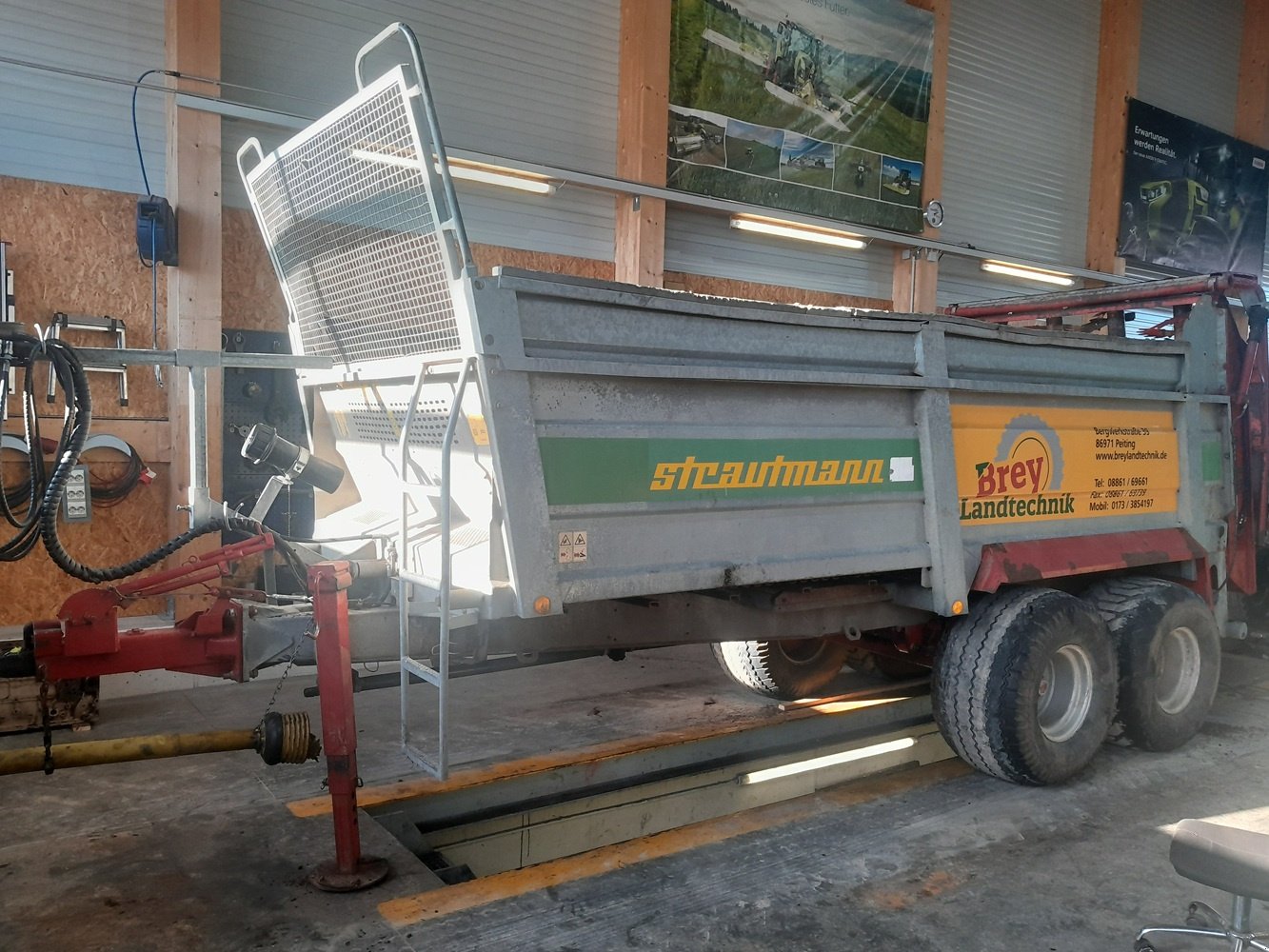 Stalldungstreuer tip Strautmann Silberblitz BE 8, Gebrauchtmaschine in Peiting (Poză 1)