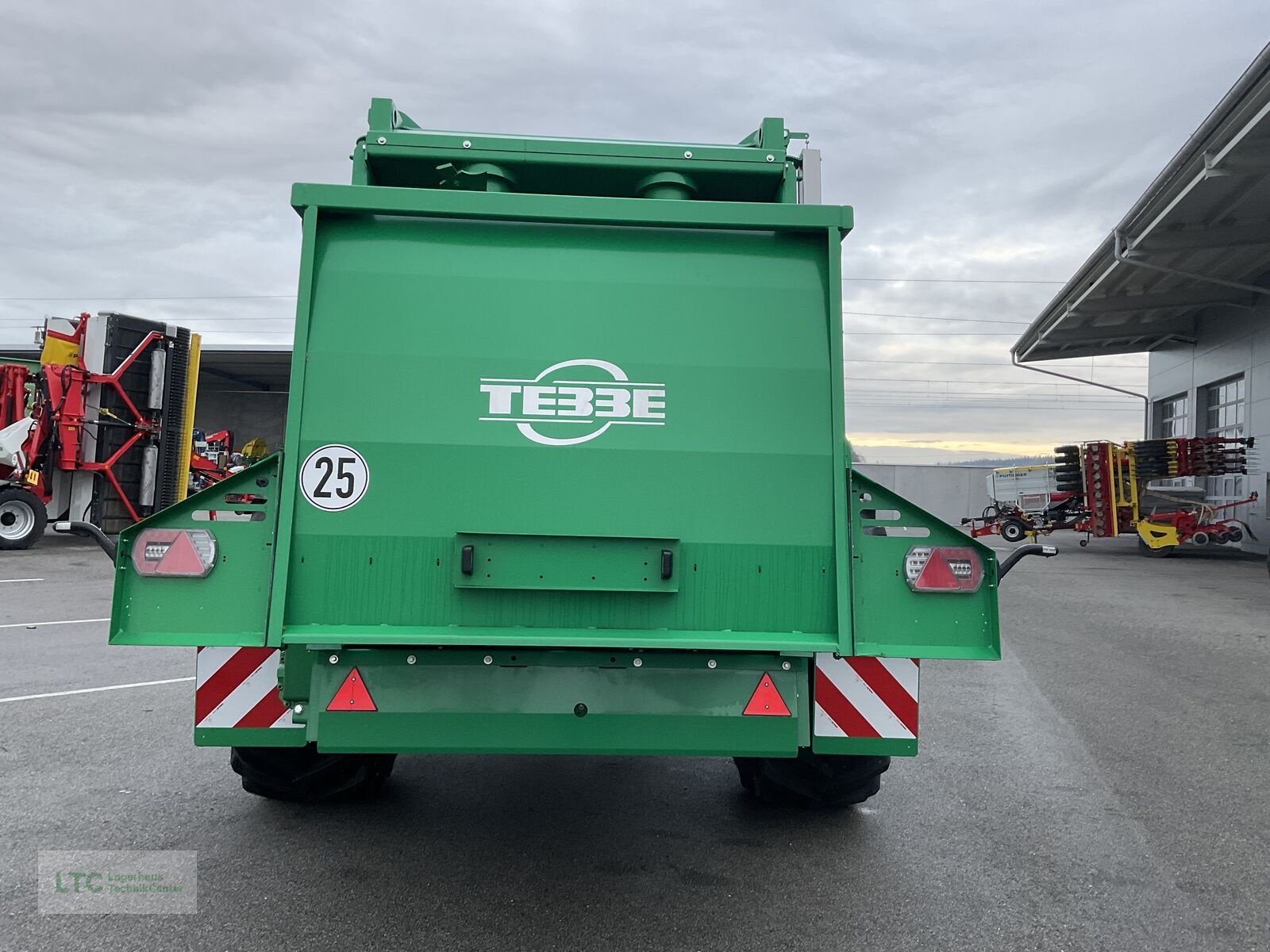 Stalldungstreuer tip Tebbe TS 100 Miststreuer, Neumaschine in Redlham (Poză 10)