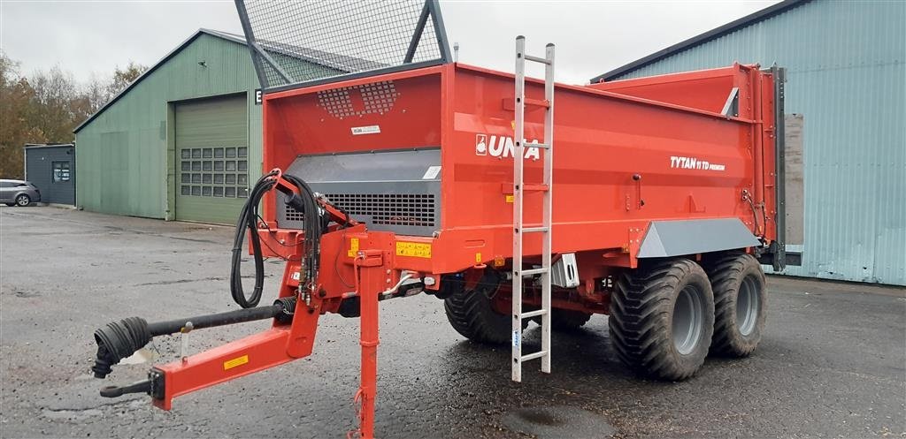 Stalldungstreuer des Typs Unia Tytan Premium 11 - som ny, Gebrauchtmaschine in Hadsund (Bild 1)