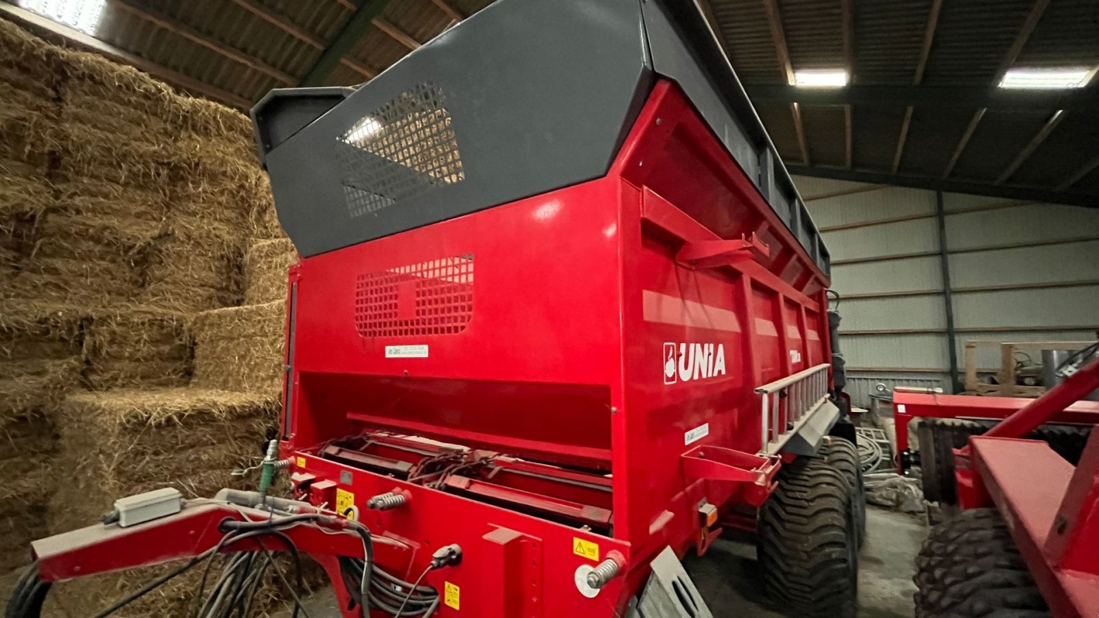 Stalldungstreuer Türe ait Unia Unia Tytan 20, Gebrauchtmaschine içinde Sakskøbing (resim 14)