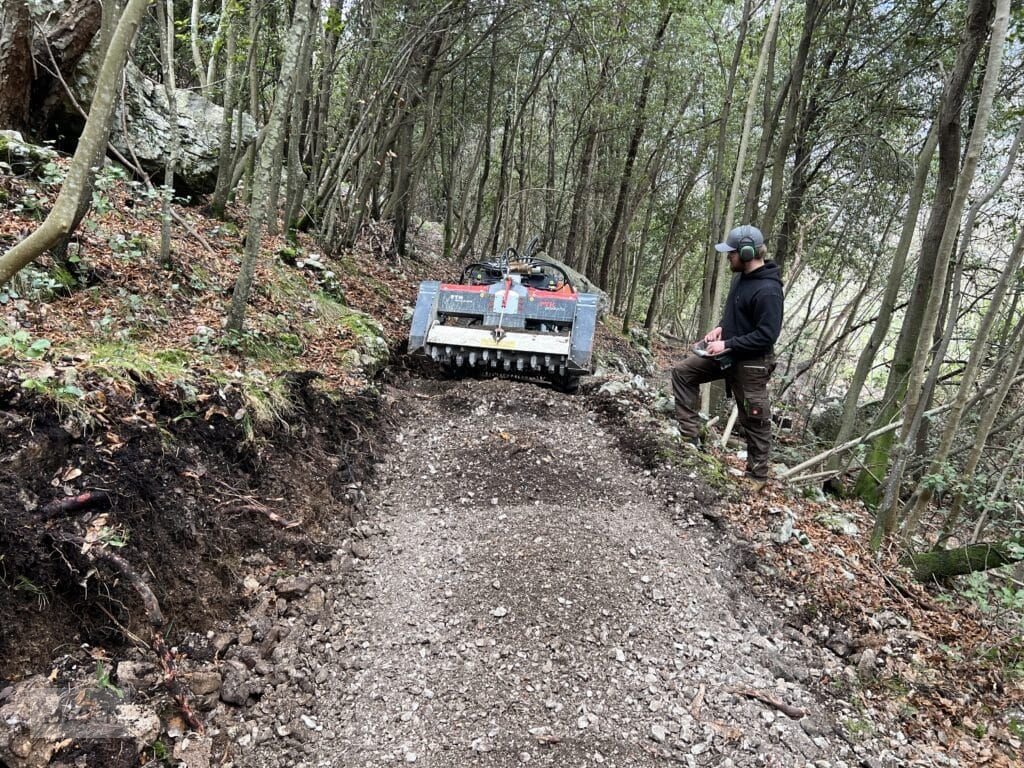 Steinezerkleinerer Türe ait Sonstige PTH Micro Crusher Trail, Neumaschine içinde Burgkirchen (resim 4)