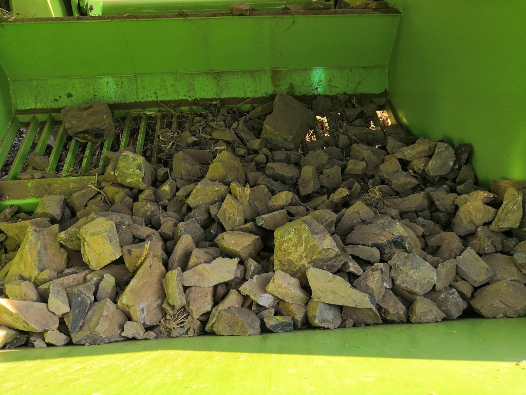 Steinezerkleinerer des Typs Sonstige Schulte 2500 Giant  Steinsammler, Neumaschine in Roudnice nad Labem (Bild 4)