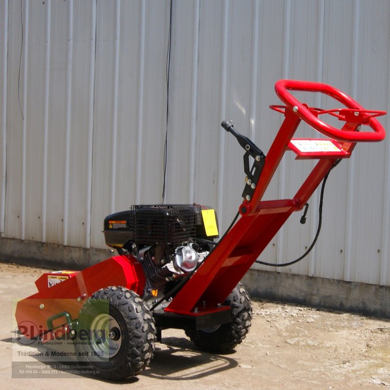 Stock/Wurzelfräse типа P.Lindberg GmbH Stubbenfräse 12 PS Stockfräse Baumwurzelfräse Wurzelfräse 420 ccm 4-Takt Benzin, Neumaschine в Großenwiehe (Фотография 4)