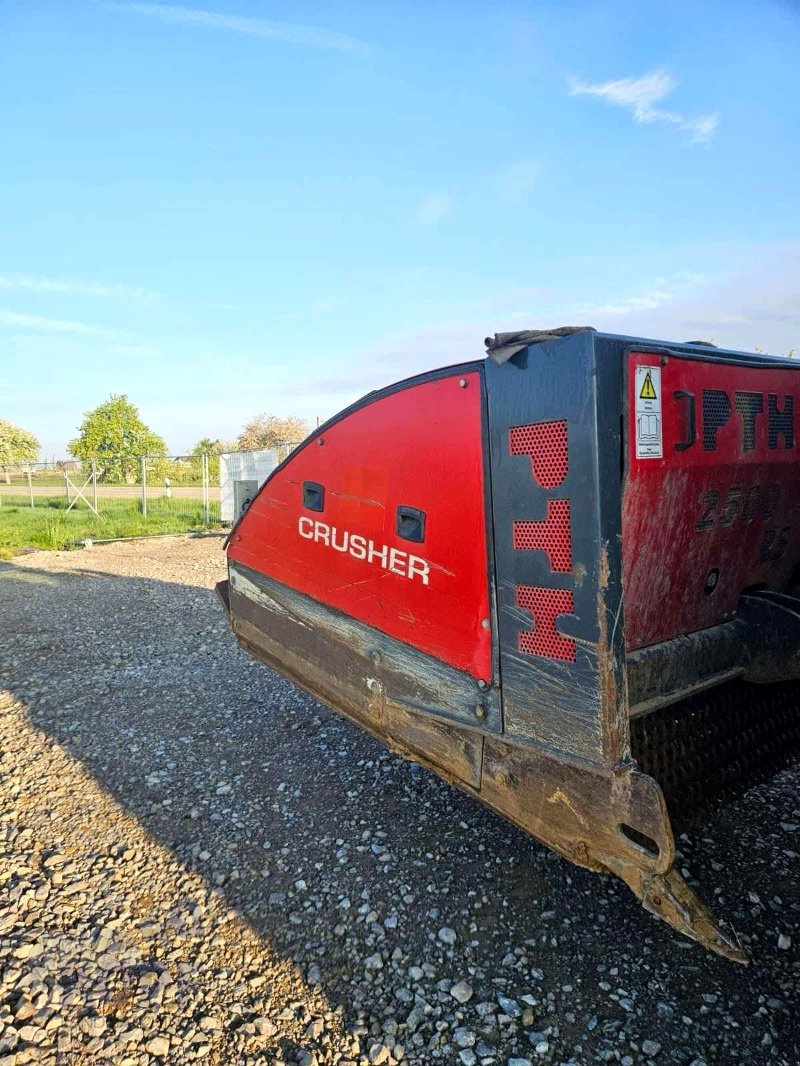 Straßenfräse Türe ait Sonstige PTH Crusher 2500 RS Hardox Fräse Hartgestein, Gebrauchtmaschine içinde Schutterzell (resim 11)