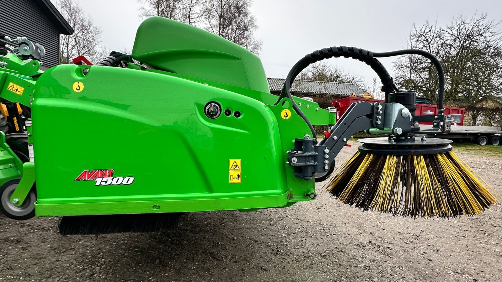 Straßenkehrmaschine del tipo Avant Kost Avant kost med opsamlingskasse. m. sidebørste og vandbeholder, Gebrauchtmaschine In Roskilde (Immagine 7)