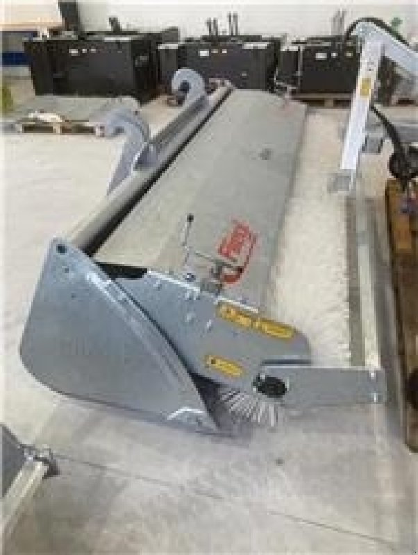 Straßenkehrmaschine typu Fliegl Power Pro 260, Gebrauchtmaschine v Mern (Obrázek 1)