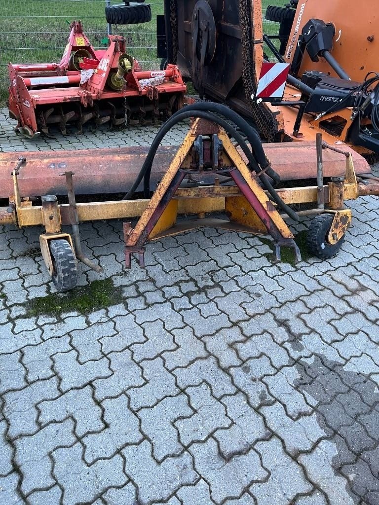 Straßenkehrmaschine typu GMR HF 25 A, Gebrauchtmaschine v Mern (Obrázek 2)