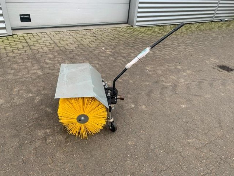 Straßenkehrmaschine a típus Grillo KOST, Gebrauchtmaschine ekkor: Jelling (Kép 1)