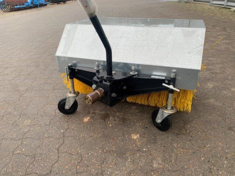 Straßenkehrmaschine типа Grillo KOST, Gebrauchtmaschine в Jelling (Фотография 2)