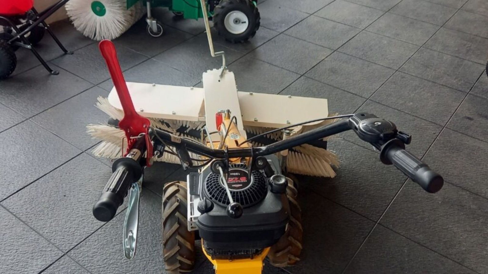 Straßenkehrmaschine типа Stiga Fejemaskine Silex 95-B, Gebrauchtmaschine в Rødovre (Фотография 5)