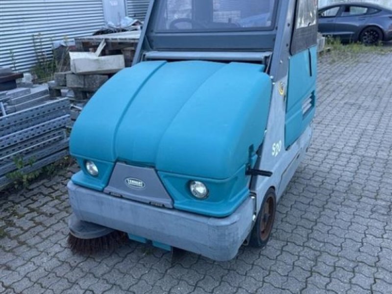 Straßenkehrmaschine des Typs Tennant S20, Gebrauchtmaschine in Rødovre (Bild 1)