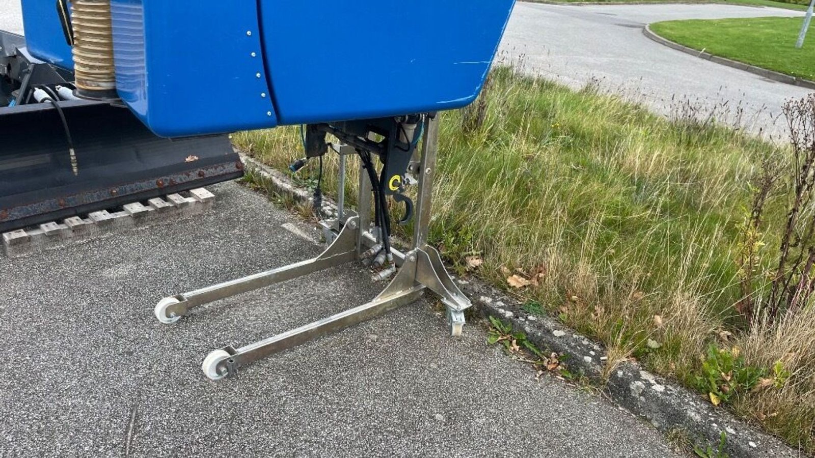 Straßenkehrmaschine a típus Vitra FS 1010, Gebrauchtmaschine ekkor: Rødovre (Kép 2)