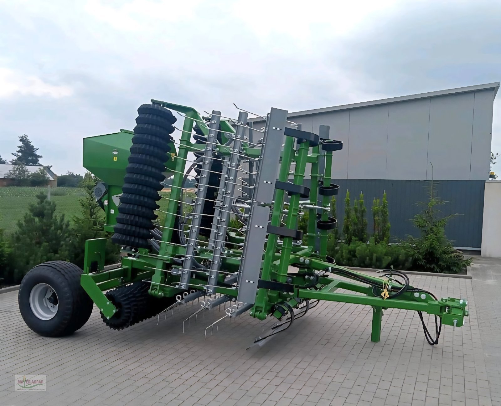 Striegel mit Nachsaateinrichtung del tipo Agriwir Grasmix 600, Neumaschine In Waltenhausen (Immagine 1)