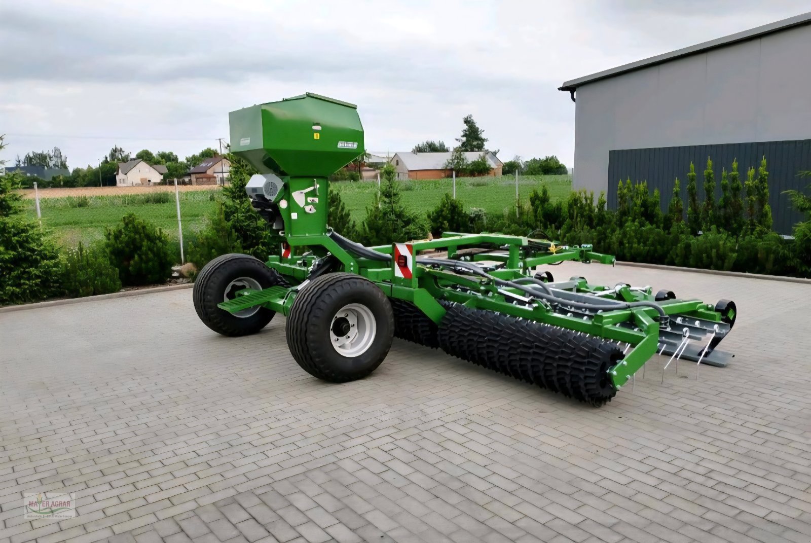 Striegel mit Nachsaateinrichtung del tipo Agriwir Grasmix 600, Neumaschine In Waltenhausen (Immagine 3)