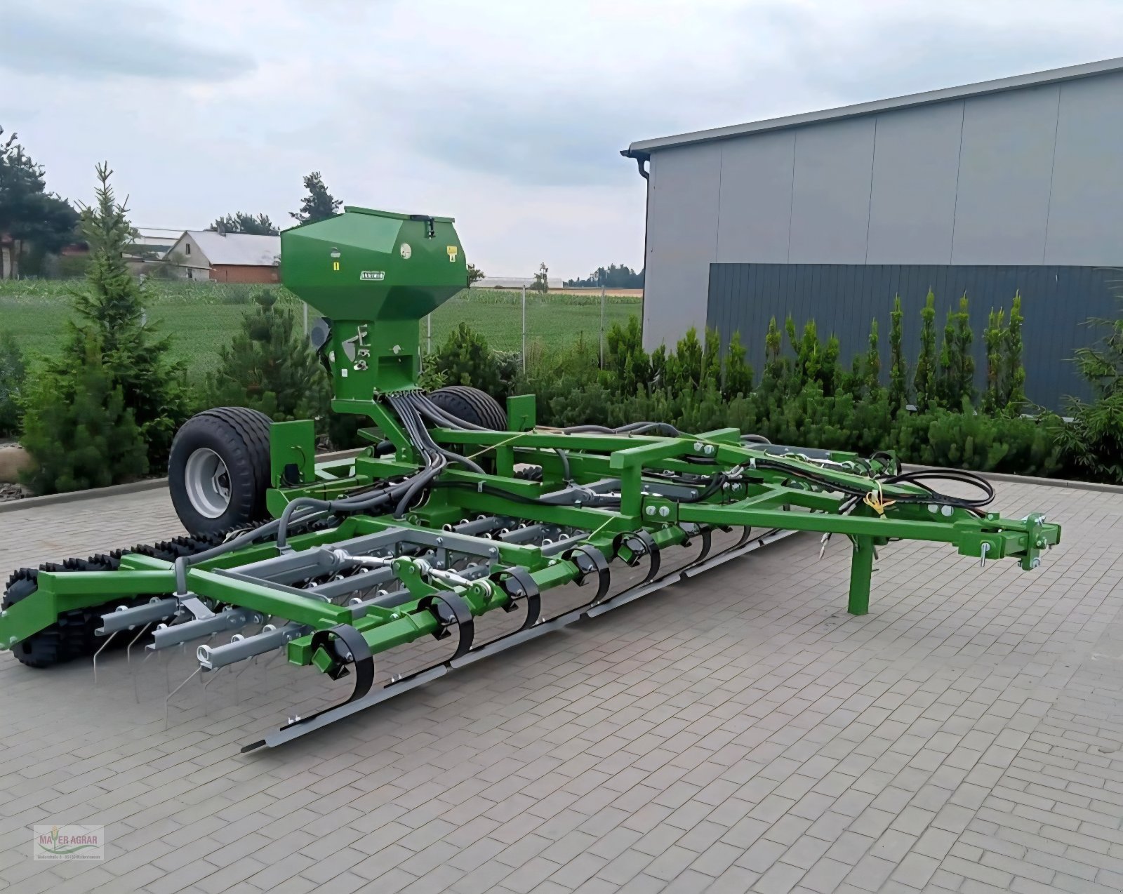 Striegel mit Nachsaateinrichtung del tipo Agriwir Grasmix 600, Neumaschine In Waltenhausen (Immagine 4)