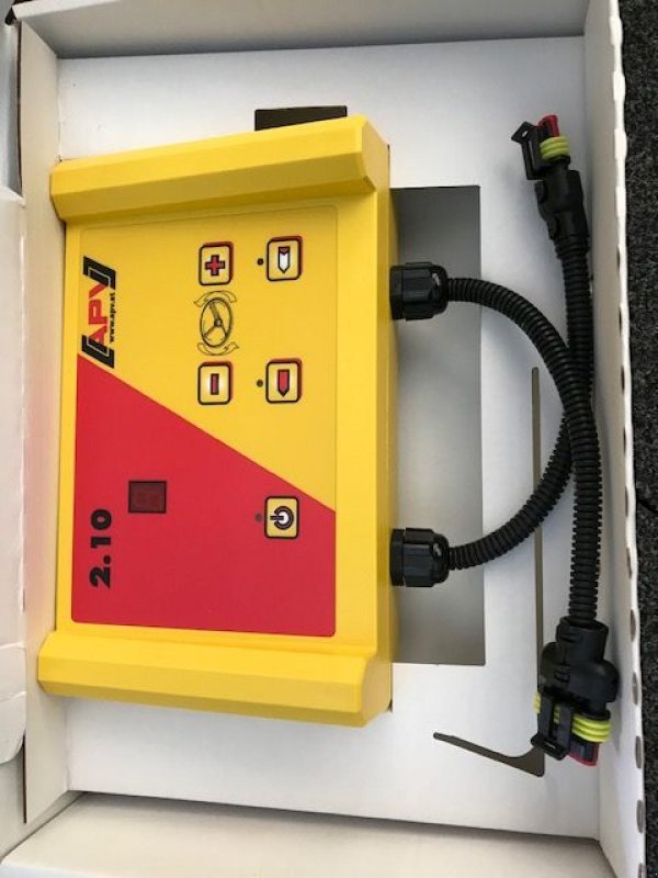 Striegel mit Nachsaateinrichtung des Typs APV Einscheibenstreuer ES 100 M1 Classic, Neumaschine in Tamsweg (Bild 12)