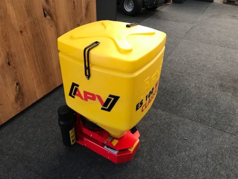 Striegel mit Nachsaateinrichtung des Typs APV Einscheibenstreuer ES 100 M1 Classic, Neumaschine in Tamsweg (Bild 4)