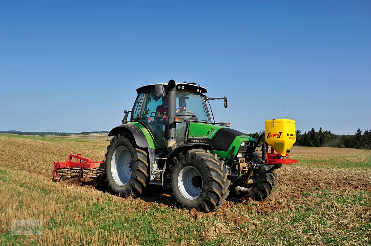 Striegel mit Nachsaateinrichtung Türe ait APV ES 100 M1 Classic, Neumaschine içinde Burgkirchen (resim 2)