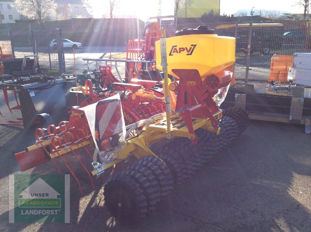 Striegel mit Nachsaateinrichtung des Typs APV GK 300 M1, Neumaschine in Kobenz bei Knittelfeld (Bild 3)