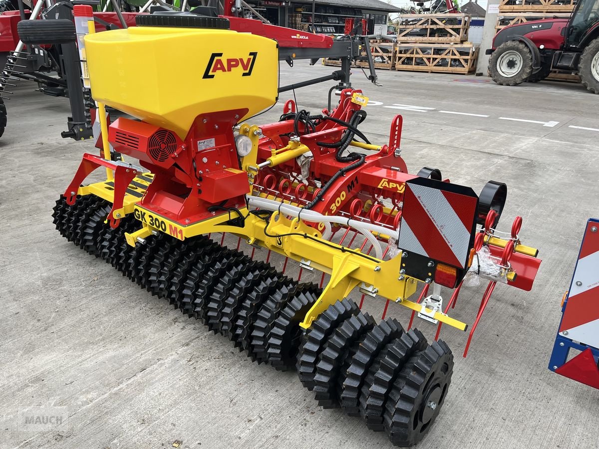 Striegel mit Nachsaateinrichtung tip APV GK300 M1 Full Edition + PS 200 Nachsaatgerät, Neumaschine in Burgkirchen (Poză 7)