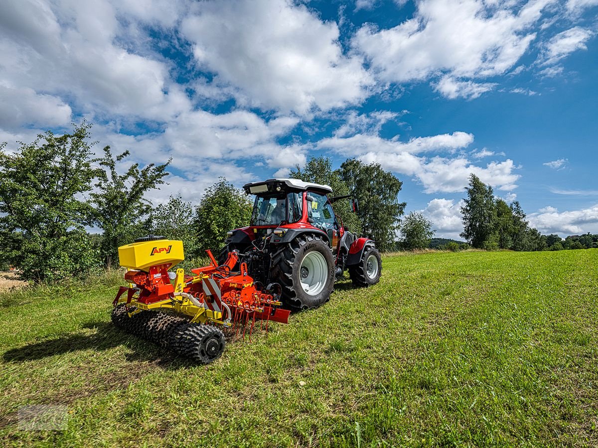 Striegel mit Nachsaateinrichtung tip APV GK300 M1 Full Edition + PS 200 Nachsaatgerät, Neumaschine in Burgkirchen (Poză 11)