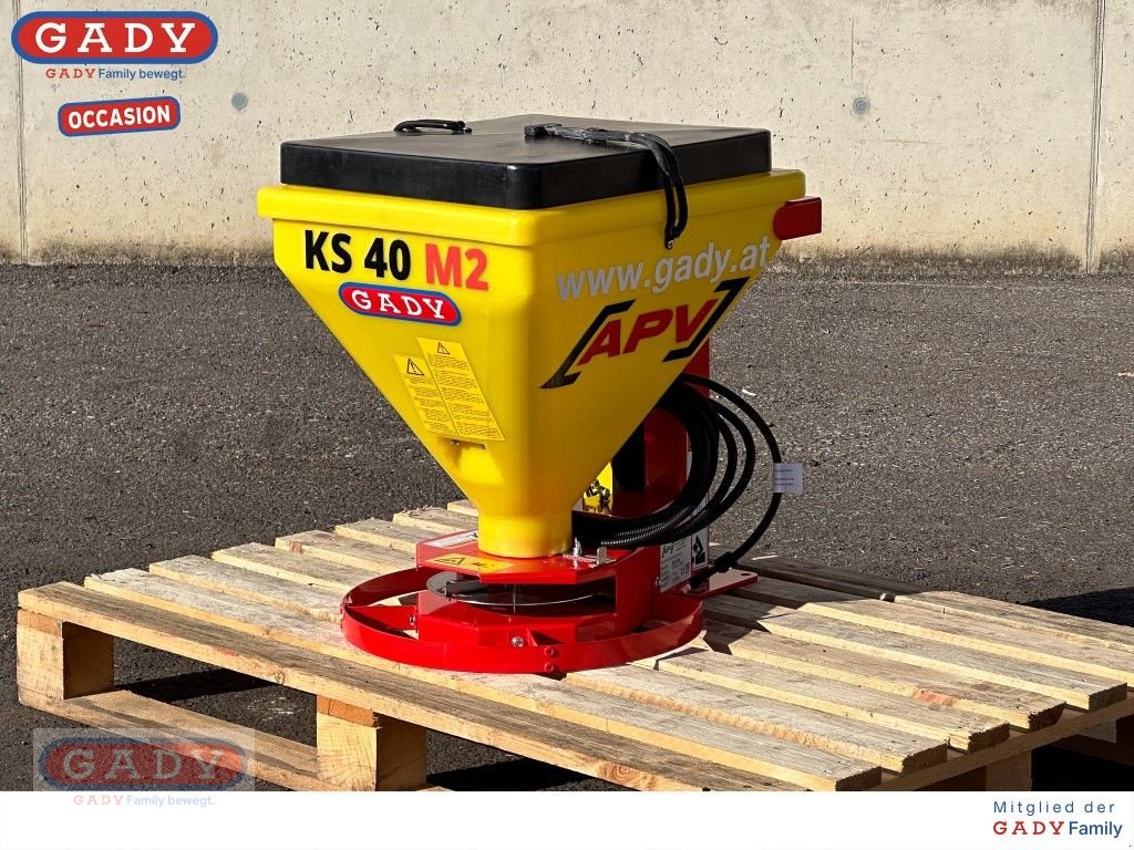 Striegel mit Nachsaateinrichtung des Typs APV KS 40 M2 STREUGERÄT, Neumaschine in Lebring (Bild 1)