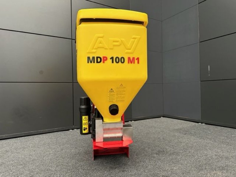 Striegel mit Nachsaateinrichtung Türe ait APV Multidosierer MDP100M1 mit Steuermodul 5.2, Neumaschine içinde Tamsweg (resim 9)