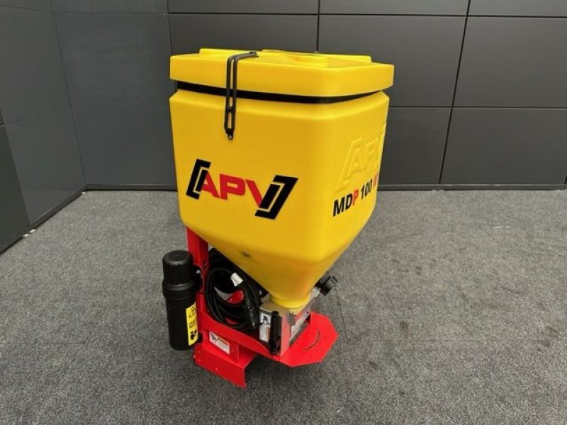 Striegel mit Nachsaateinrichtung Türe ait APV Multidosierer MDP100M1 mit Steuermodul 5.2, Neumaschine içinde Tamsweg (resim 4)