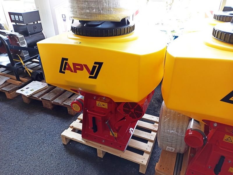 Striegel mit Nachsaateinrichtung Türe ait APV PS 200 M1 D pneum. Sägerät Dünger Edition, Neumaschine içinde St. Marienkirchen (resim 3)