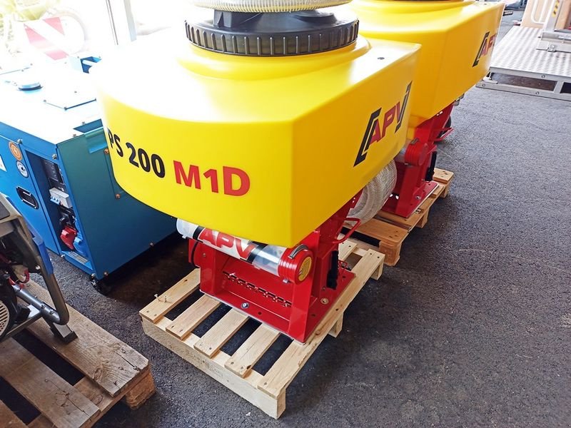 Striegel mit Nachsaateinrichtung Türe ait APV PS 200 M1 D pneum. Sägerät Dünger Edition, Neumaschine içinde St. Marienkirchen (resim 1)