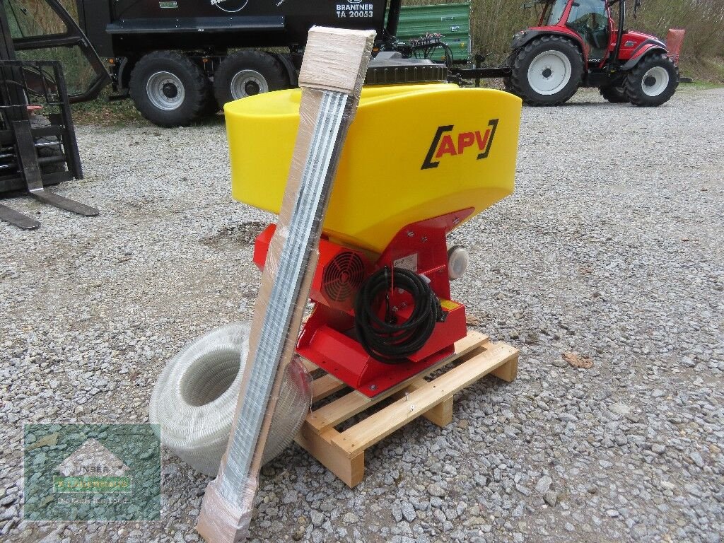 Striegel mit Nachsaateinrichtung tip APV PS 200 M1, Neumaschine in Hofkirchen (Poză 5)