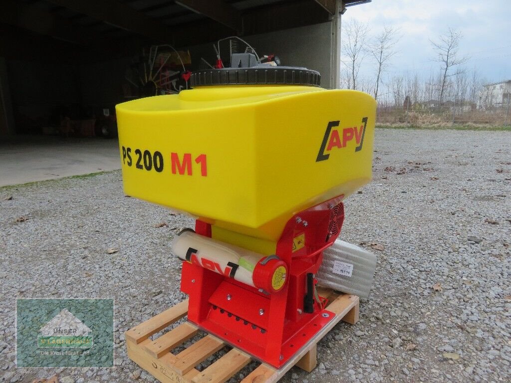 Striegel mit Nachsaateinrichtung tip APV PS 200 M1, Neumaschine in Hofkirchen (Poză 1)