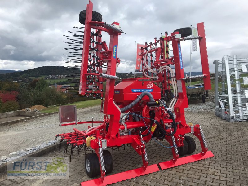 Striegel mit Nachsaateinrichtung des Typs Einböck Pneumaticstar PRO-STI 600, Neumaschine in Perlesreut (Bild 1)