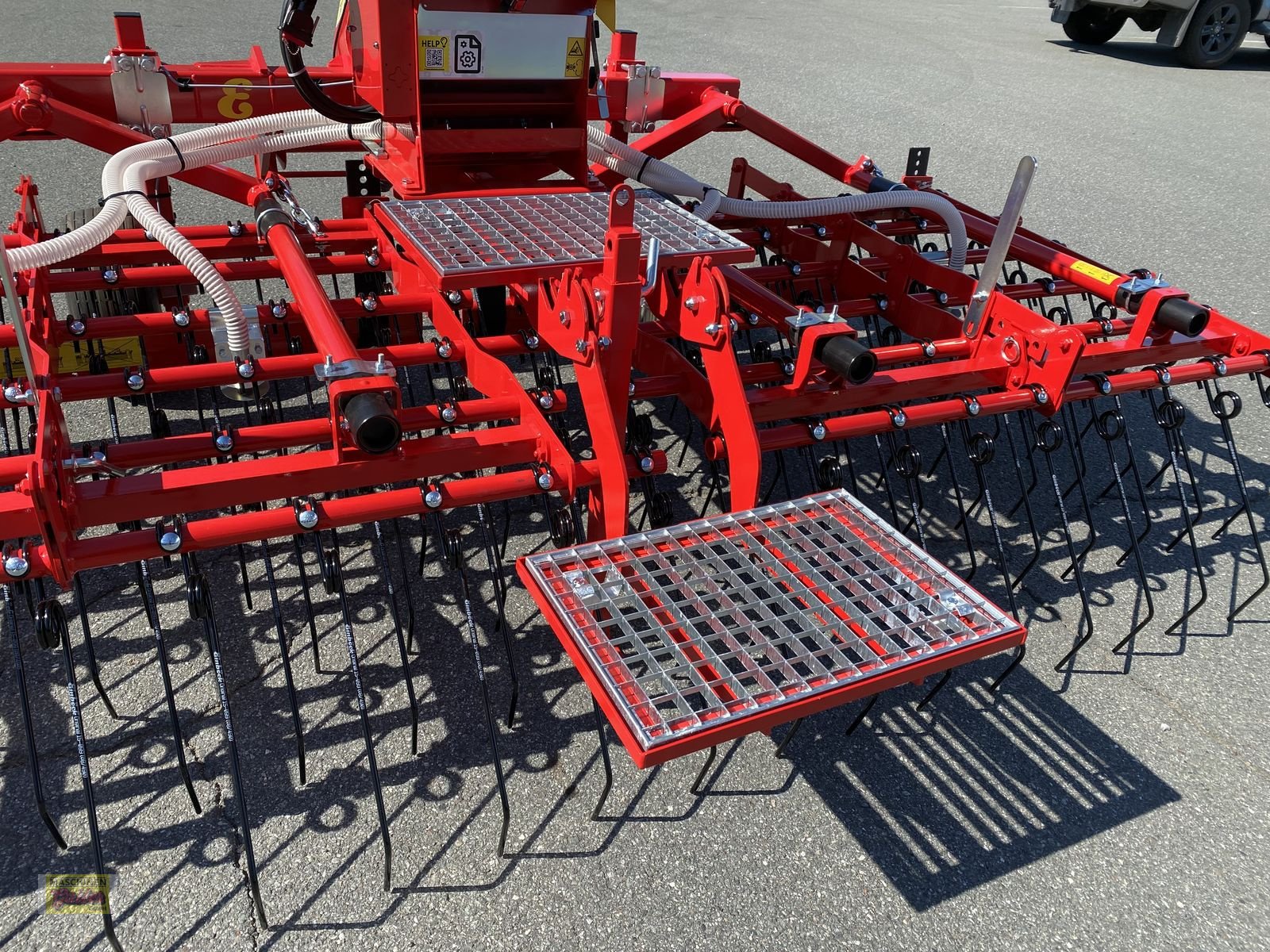 Striegel mit Nachsaateinrichtung des Typs Einböck PNEUMATICSTAR-STI 300 - Arbeitsbreite 3m, Neumaschine in Kötschach (Bild 22)