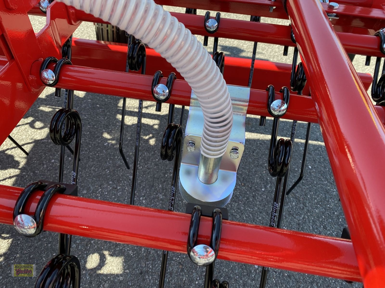 Striegel mit Nachsaateinrichtung des Typs Einböck PNEUMATICSTAR-STI 300 - Arbeitsbreite 3m, Neumaschine in Kötschach (Bild 25)