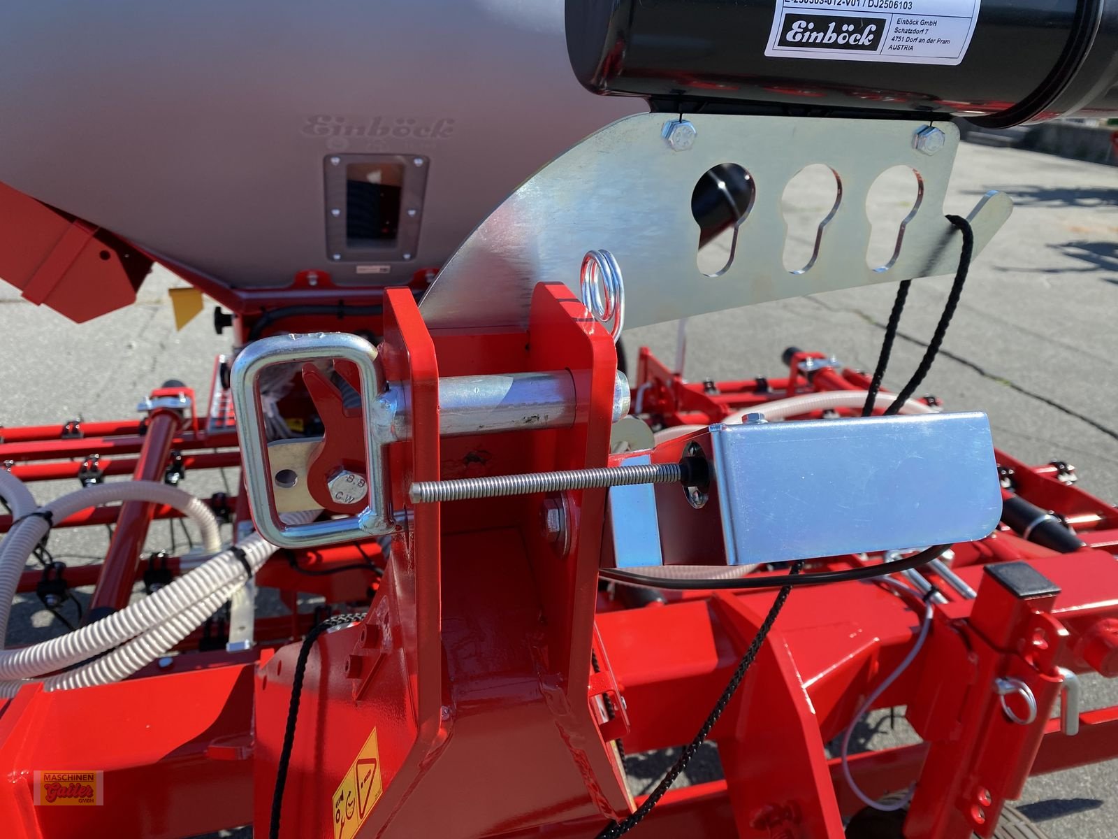 Striegel mit Nachsaateinrichtung des Typs Einböck PNEUMATICSTAR-STI 300 - Arbeitsbreite 3m, Neumaschine in Kötschach (Bild 19)