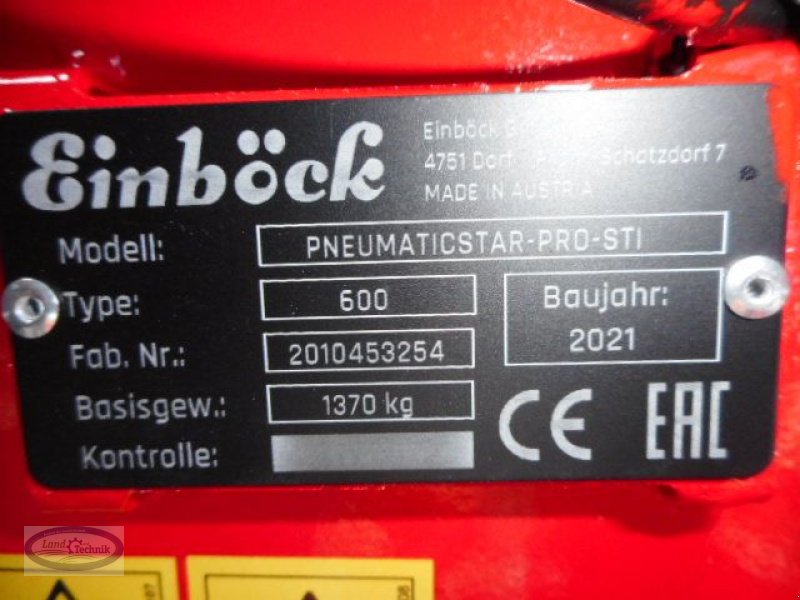 Striegel mit Nachsaateinrichtung des Typs Einböck Pneumatikstar Pro 600 STI, Neumaschine in Münzkirchen (Bild 12)